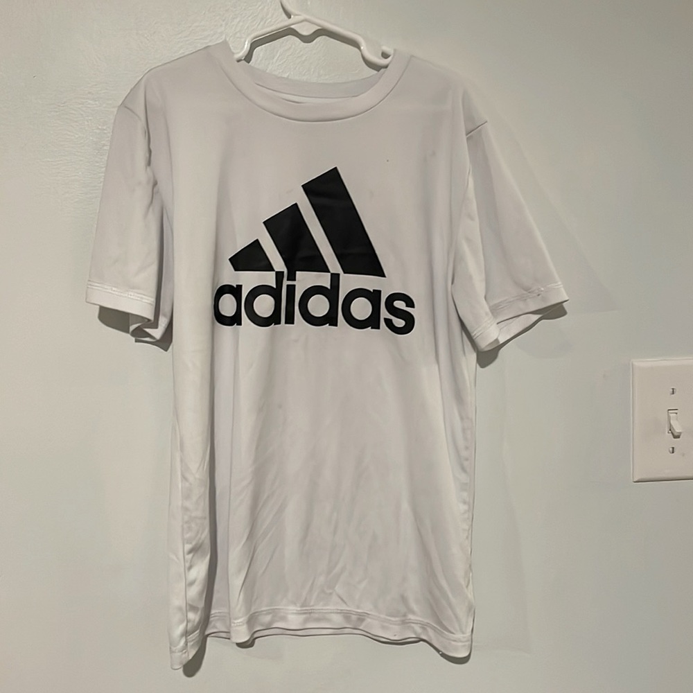 Boys adidas t-shirt size 8 white with logo